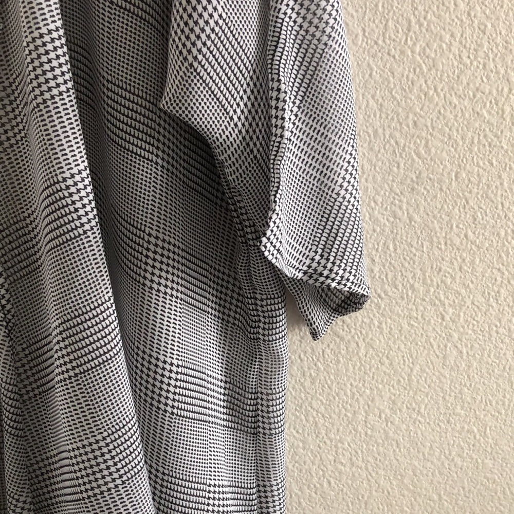 LuLaRoe Gingham Duster - Picture 2 of 4